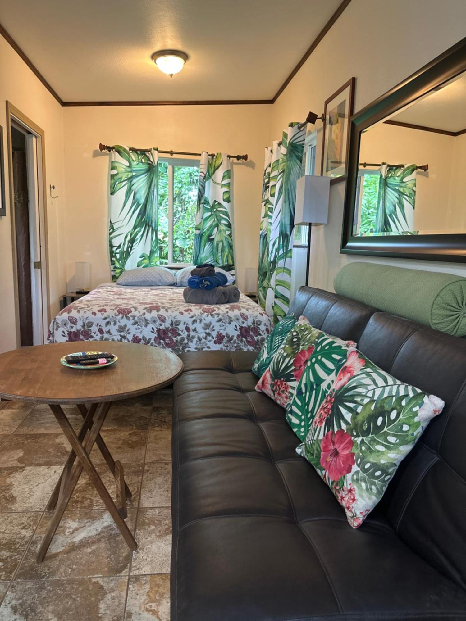Hawaiian Ohana Home ฮิโล ภายนอก รูปภาพ
